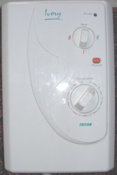 ONLINEPLUMBINGSUPPLIES - TRITON IVORY III